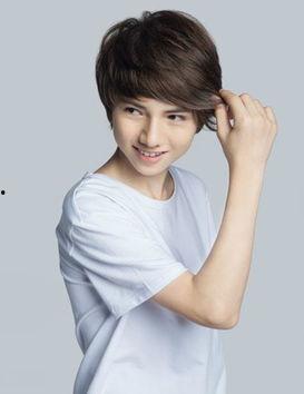 骆燕红个人资料,才华横溢的艺术家与教育者