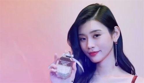 奚梦瑶家世背景,家世背景揭秘，从名门望族到时尚界的璀璨明星